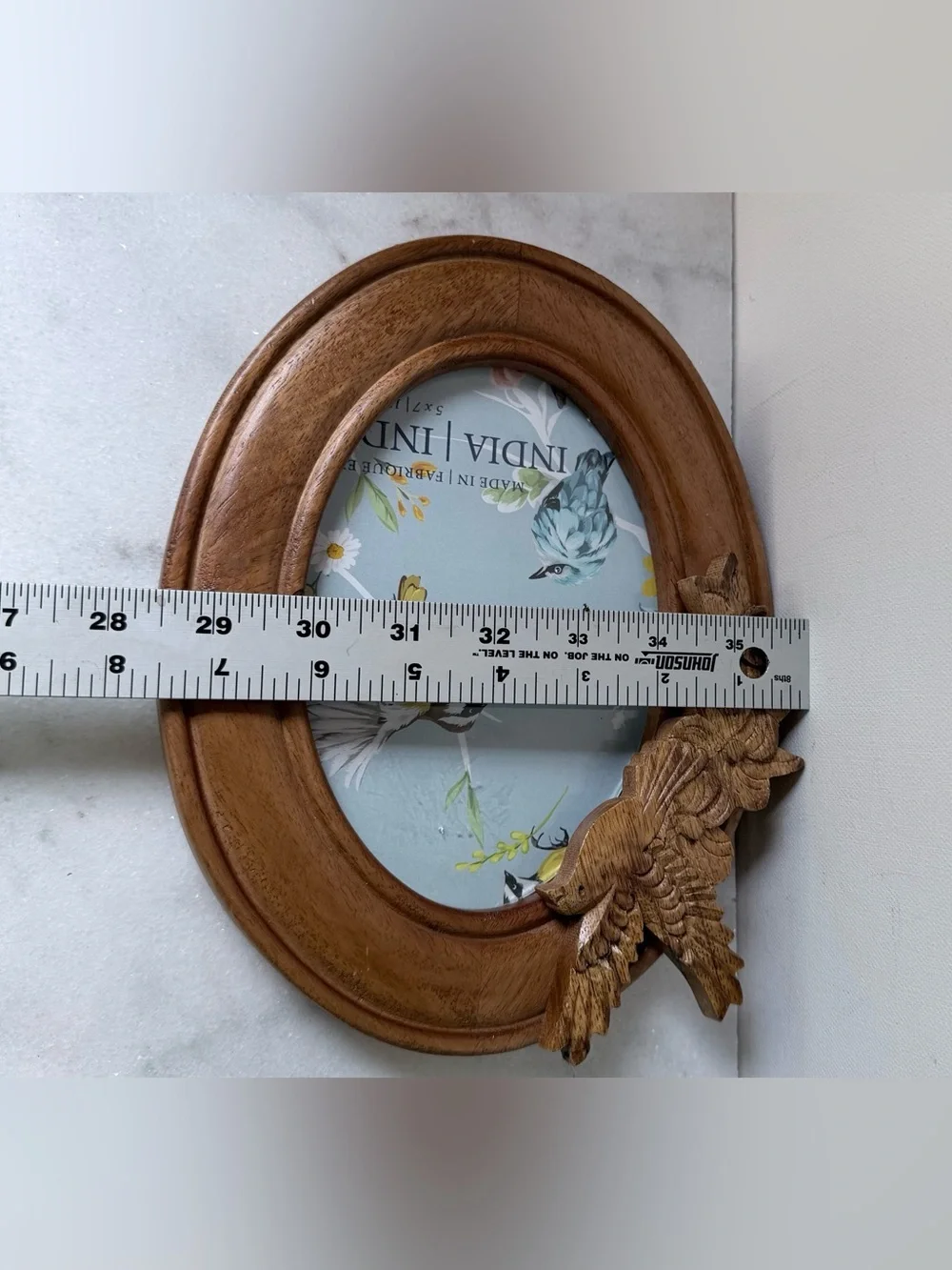 Carved Wooden Oval Photo Frame with Bird Accent 3d. 5”x7” photo